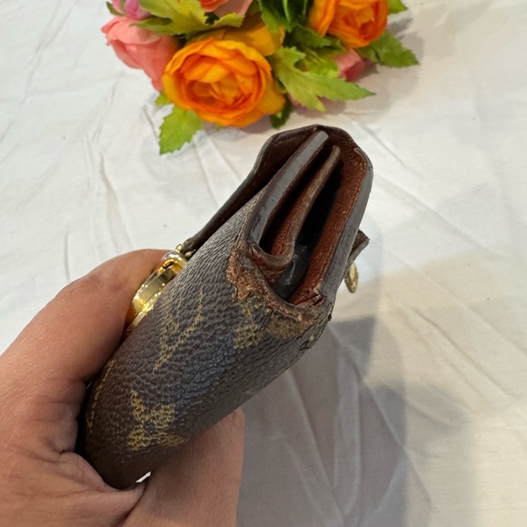 Authentic Louis Vuitton Koala Wallet - Picture 3 of 13